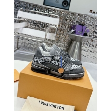 Louis Vuitton Trainer Sneaker